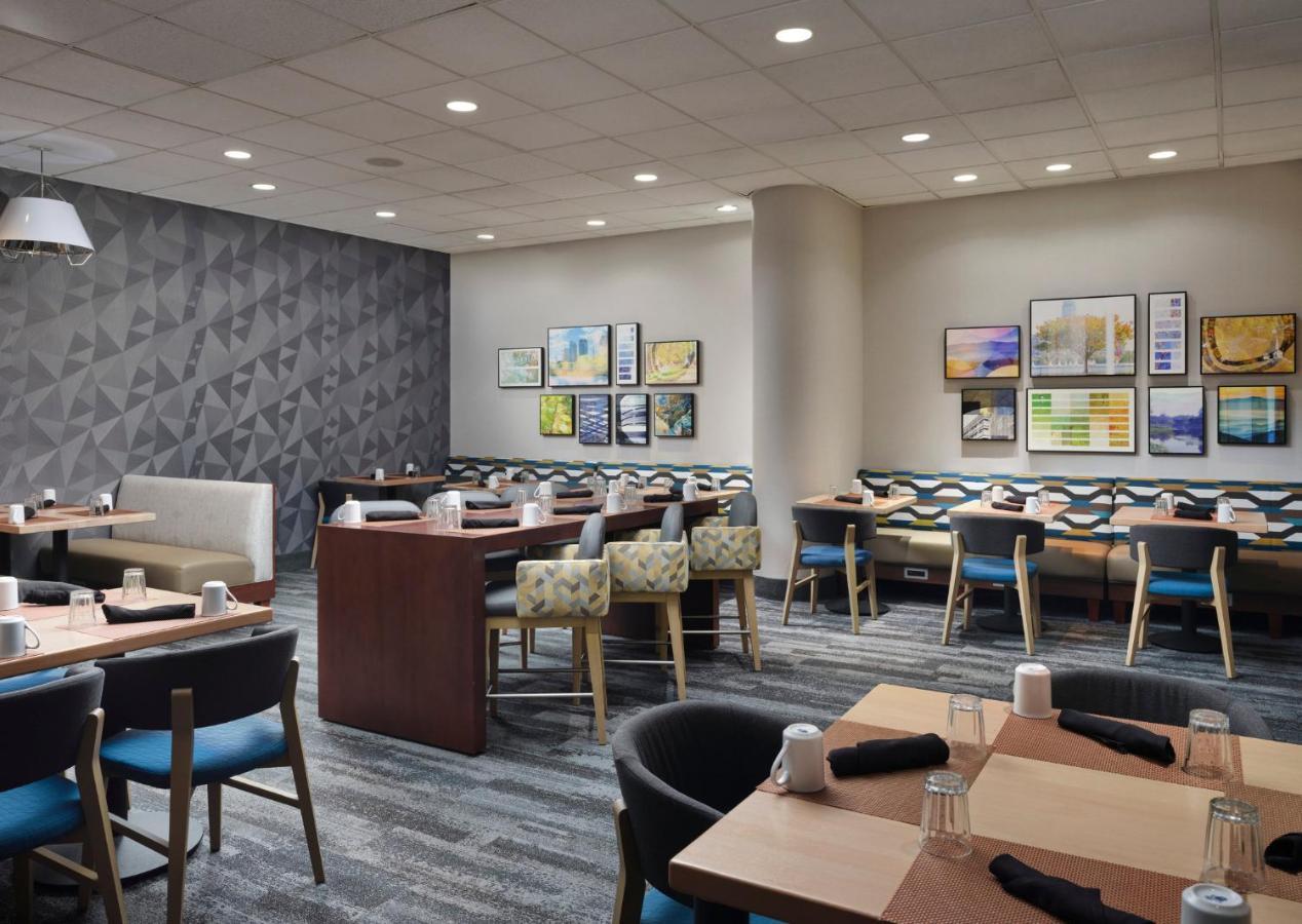 Holiday Inn Boston - Dedham Hotel & Conference Center By Ihg Exterior foto