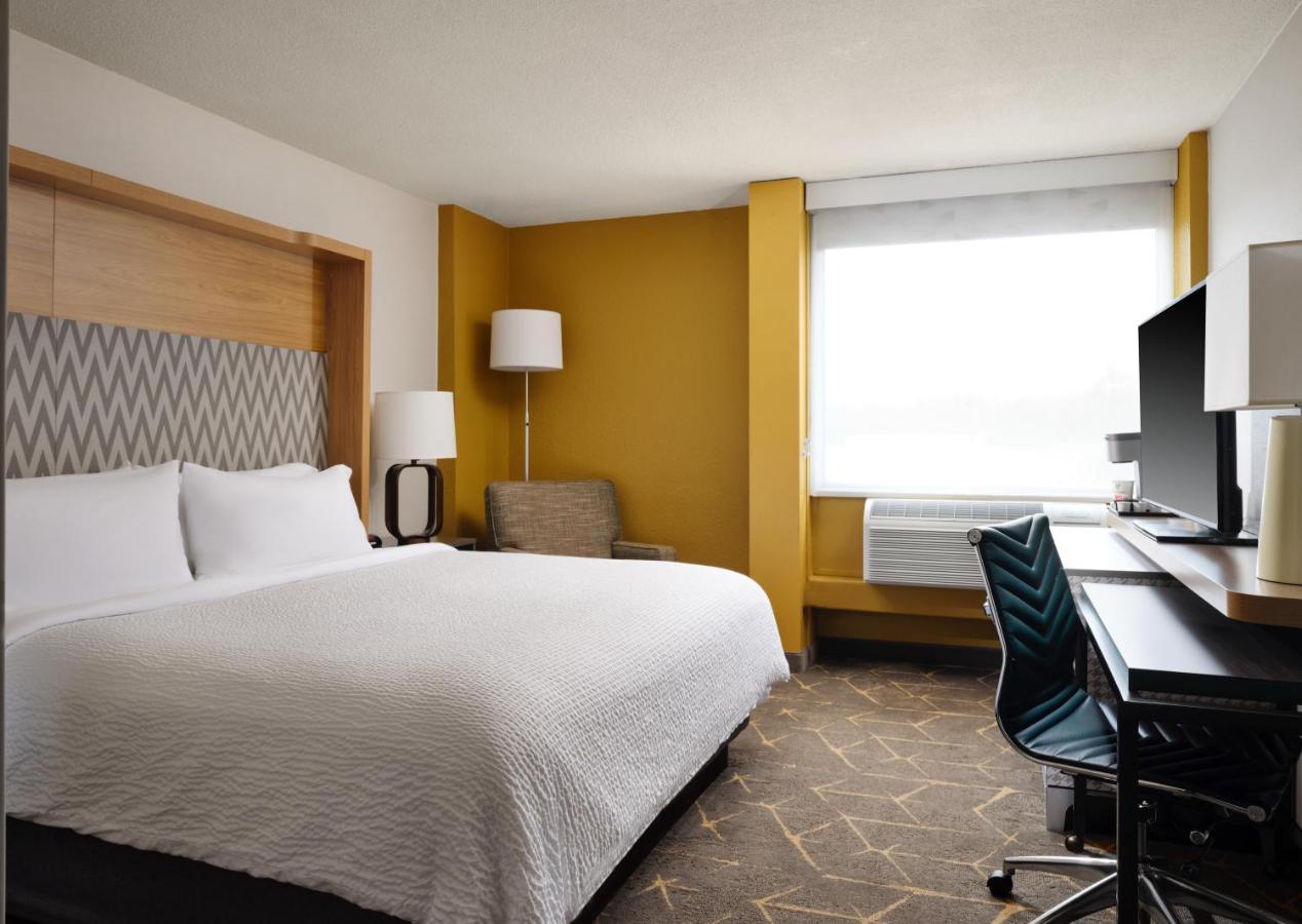 Holiday Inn Boston - Dedham Hotel & Conference Center By Ihg Exterior foto